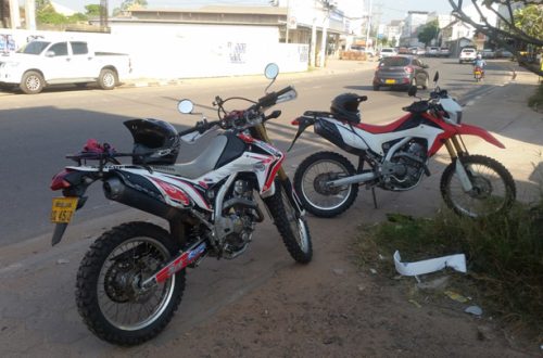 Honda CRF - Takhek loop en Laos