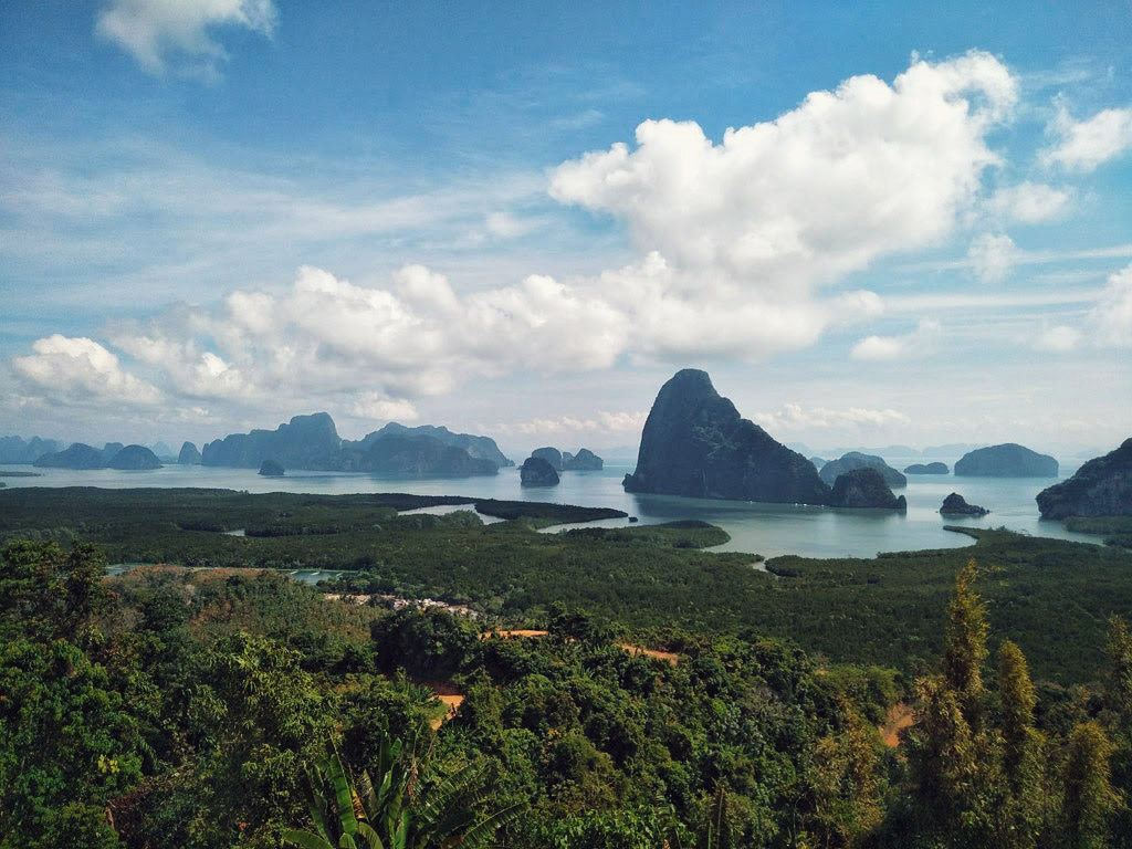 Samet Nangshe, Phang Nga Bay